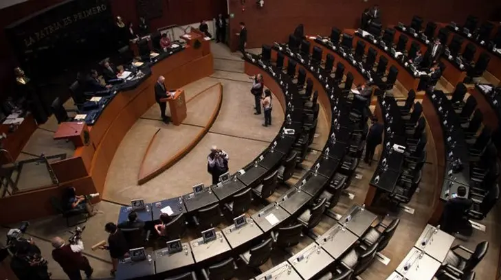 Senadores avalan en comisión muerte civil a funcionarios corruptos