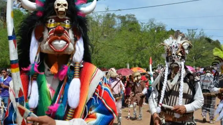 Autoridades yaquis recuperan indumentaria tradicional robada a 2 fariseos en El Coloso