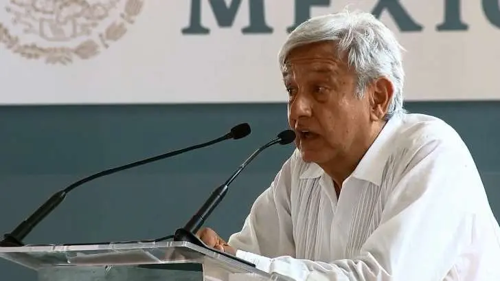 López Obrador supervisa la construcción del Puente de la Unidad en Campeche