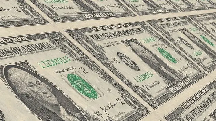 El dólar se vende hasta en 19.55 pesos en bancos de la CDMX