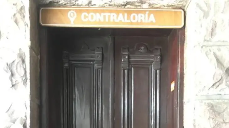 AUDIO | Funcionaria de Guaymas es denunciada ante la Contraloría por incumplir horario de trabajo