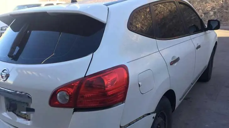 Recuperan vehículo con reporte de robo en Nogales
