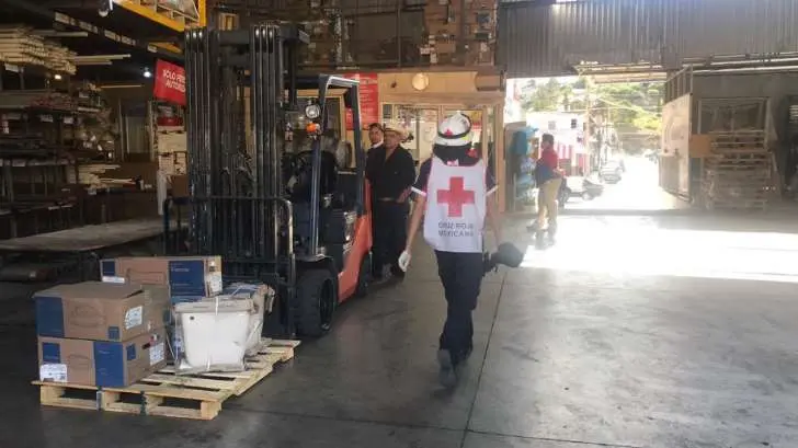 Hombre cae de 10 metros de altura en Nogales