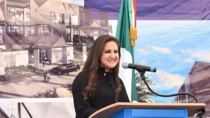 Reconoce la alcaldesa Célida López  la trayectoria de Amalia Félix