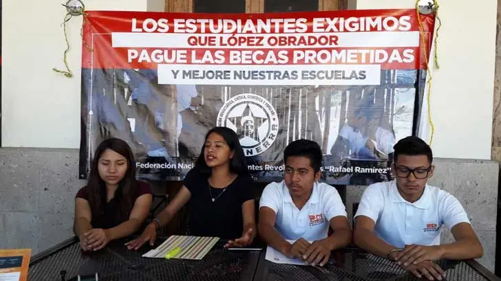 AUDIO | Estudiantes realizarán una manifestación el jueves contra AMLO