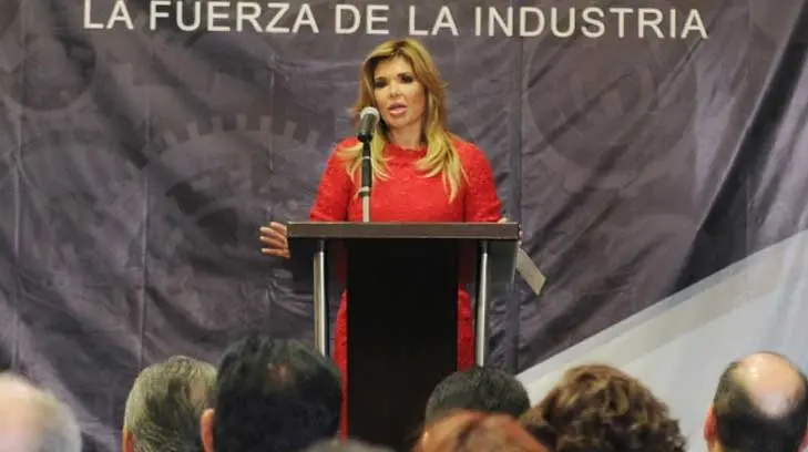Gobernadora Pavlovich reclama retraso en llegada de camiones con refrigeración