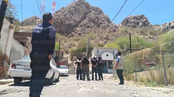 Evitan que mujer se suicide en el Cerro de la Campana