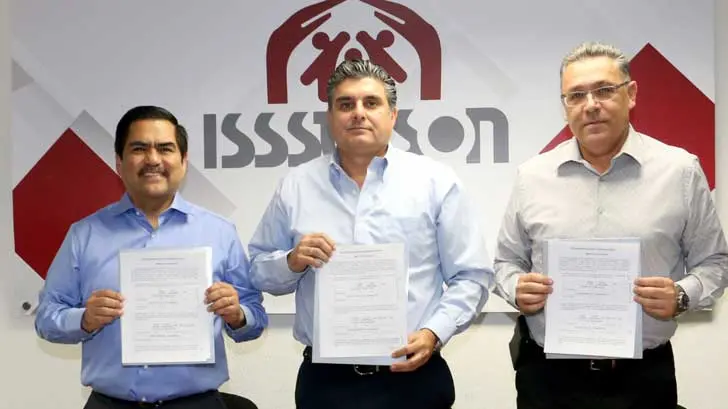 Pactan aumento de cuotas a los universitarios