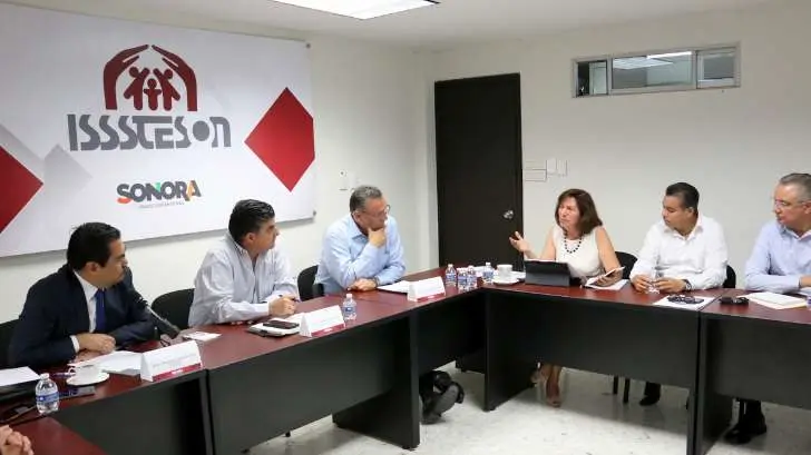Mañana iniciarán las mesas de negociación entre la Unison y el Isssteson