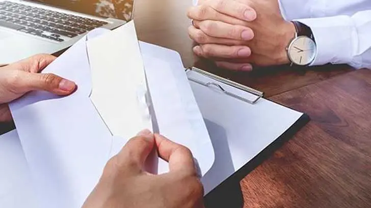 Empleados piden se respete el tiempo que han trabajado