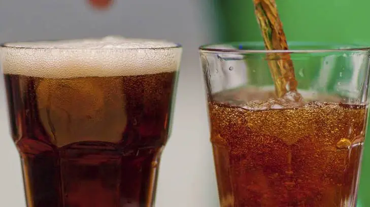 Padres de familia deben, por salud, eliminar o disminuir el consumo de refresco en niños: Pediatra