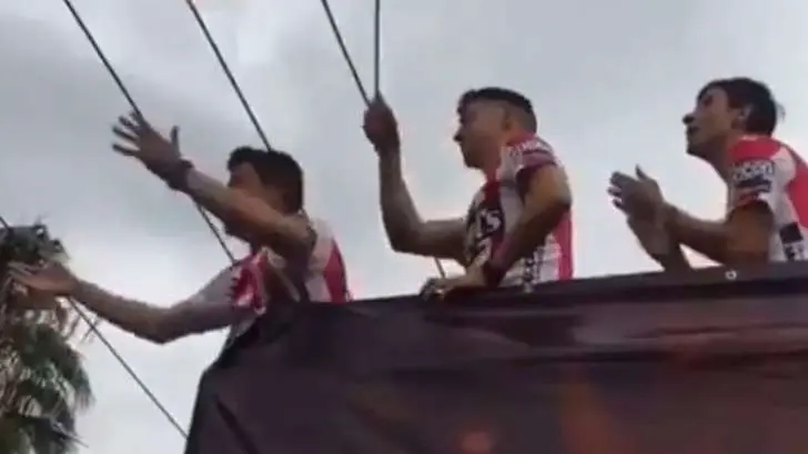 VIDEO | Jugadores de San Luis agreden verbalmente a Maradona