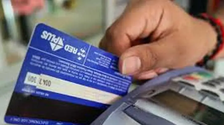 AUDIO | Roba a su abuelita su tarjeta de crédito y gasta 75 mil pesos