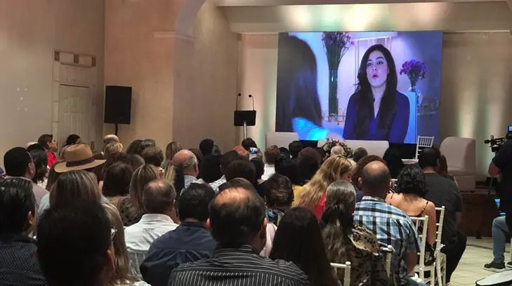 La psicóloga Olga González Domínguez presenta su libro Cirugía Bariátrica