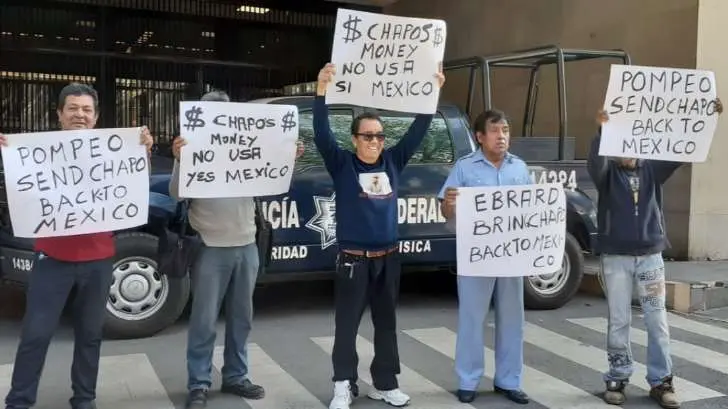 VIDEO | Protestan abogados de ‘El Chapo’ Guzmán; piden su regreso a México