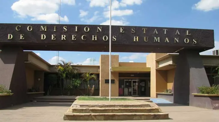 Red Feminista de Sonora pide a mujer frente a la CEDH
