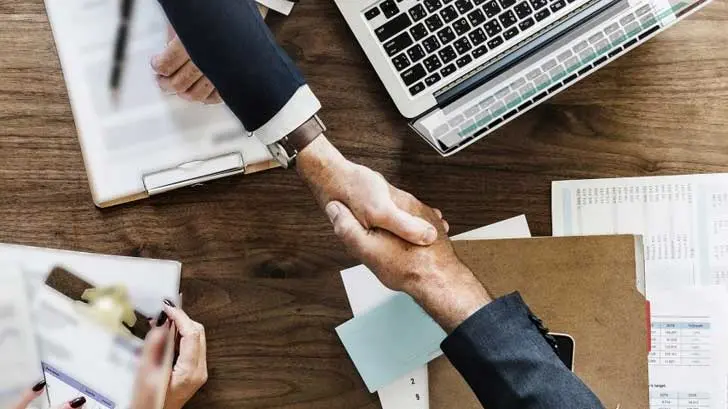 Empresas deben fusionar experiencia de Generación X con ideas de Millenials: especialista