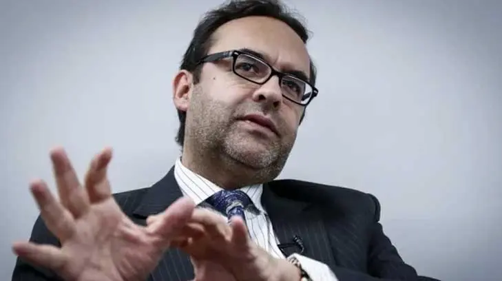 Extitular del Coneval niega salario de 220 mil pesos mensuales