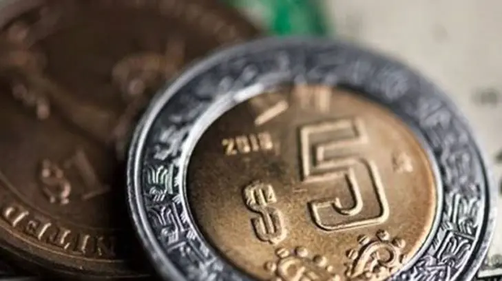 El peso cierra la semana con depreciación moderada ante expectativa de la Fed