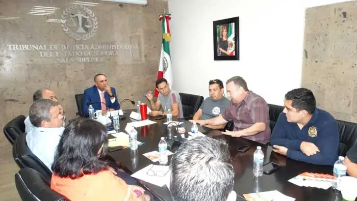 Bomberos tienen primer acercamiento con autoridades para crear sindicato