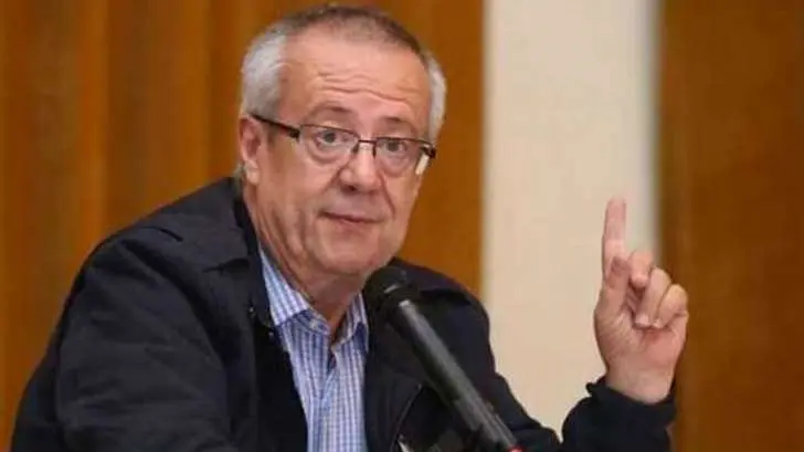 Prende las alertas renuncia de Urzúa