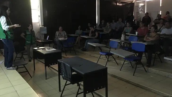 AUDIO | Capacitan a docentes en sensibilización en uso de Redes Sociales