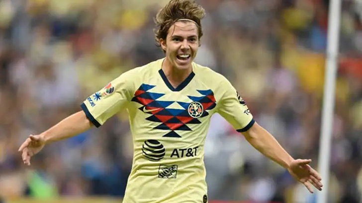 América humilla a las Chivas en el Clásico Nacional