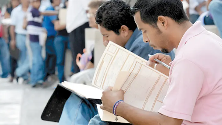 Aumenta desocupación en México pese a la creación de 123 mil empleos