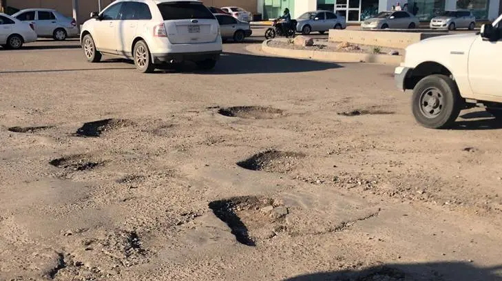 AUDIO | Tras las lluvias el cruce del bulevar Agustín del Campo y Perimetral luce en pésimas condiciones