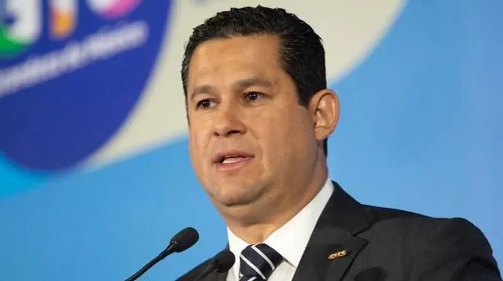 Gobernador de Guanajuato amaga con salir del pacto federal si le recortan 8 mil mdp en salud