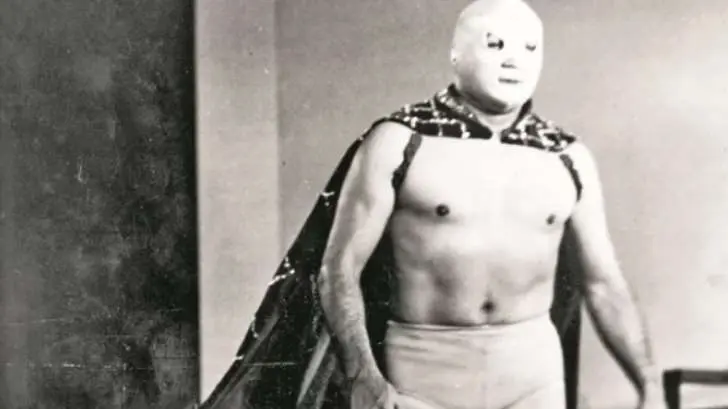El Santo, a 102 años del natalicio del legendario luchador mexicano