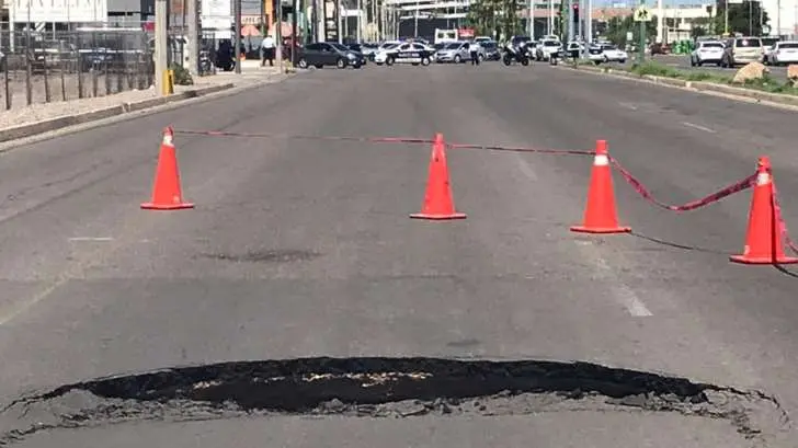 Material que utilizan para reparar socavones no es el adecuado: ingeniero