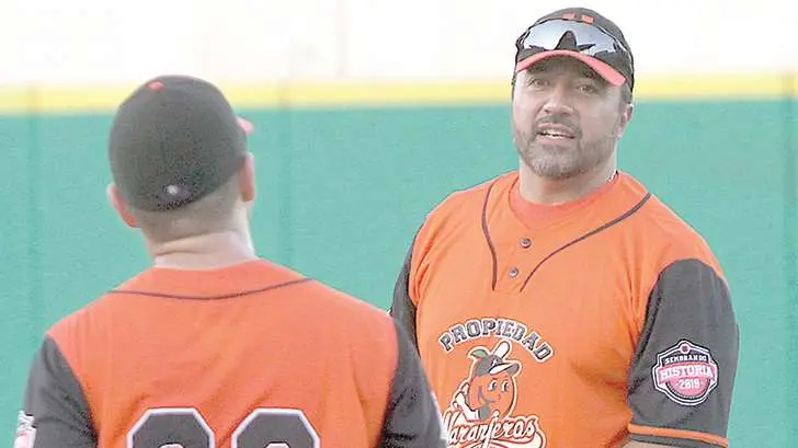 Vinicio Castilla llega a la pretemporada de los Naranjeros