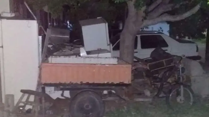Denuncian a vecino ‘acumulador’ de basura en Cajeme