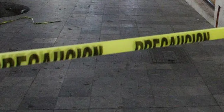 Asesinos “cazan” a hombre al llegar a su casa en Guaymas