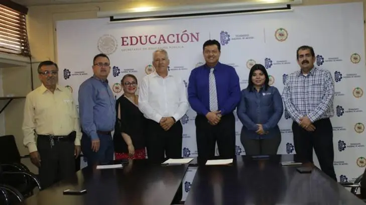 El ITH firma un convenio con el SNTE para el programa de Doctorado