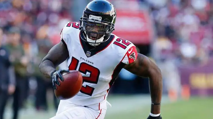 Mohamed Sanu, otra arma a la ofensiva de Tom Brady