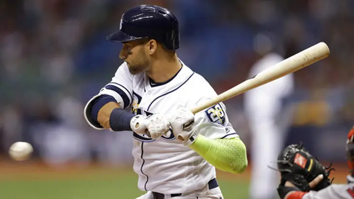 Truenan los bats de Rays para poner la serie 2-1 ante Astros