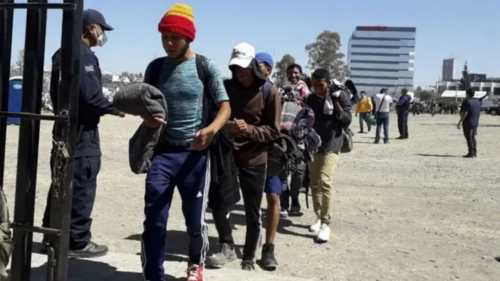 Rechaza SRE toma de muestras genéticas a migrantes en Estados Unidos