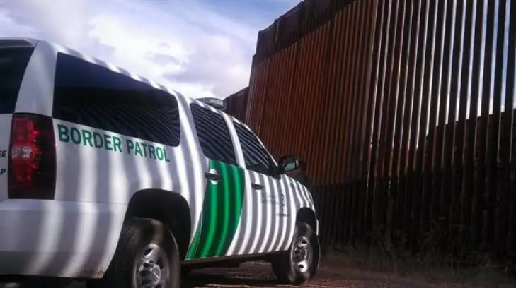 Abogados buscan a padres de niños migrantes separados al entrar a EU