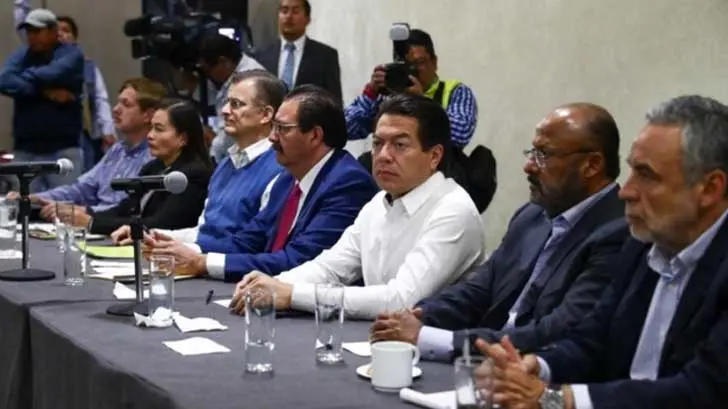 Sin acuerdos diputados y campesinos; seguirá bloqueo en San Lázaro