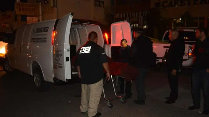 Encuentran a un hombre sin vida en avenida de Nogales