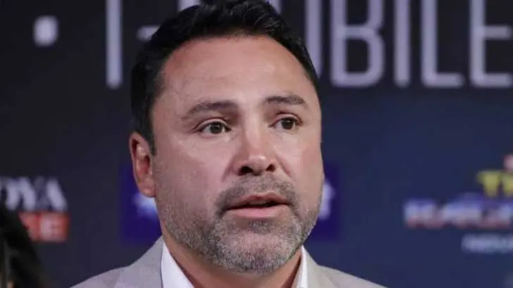 Otro boxeador mexicano rompe relaciones con Oscar de la Hoya