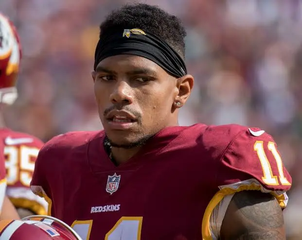 Exquarterback de Raiders es apuñalado en su departamento