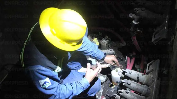 CFE no termina de reparar transformadores subtérraneos, 5 siguen en peligro
