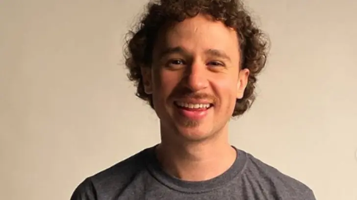 Luisito Comunica en cine y libros