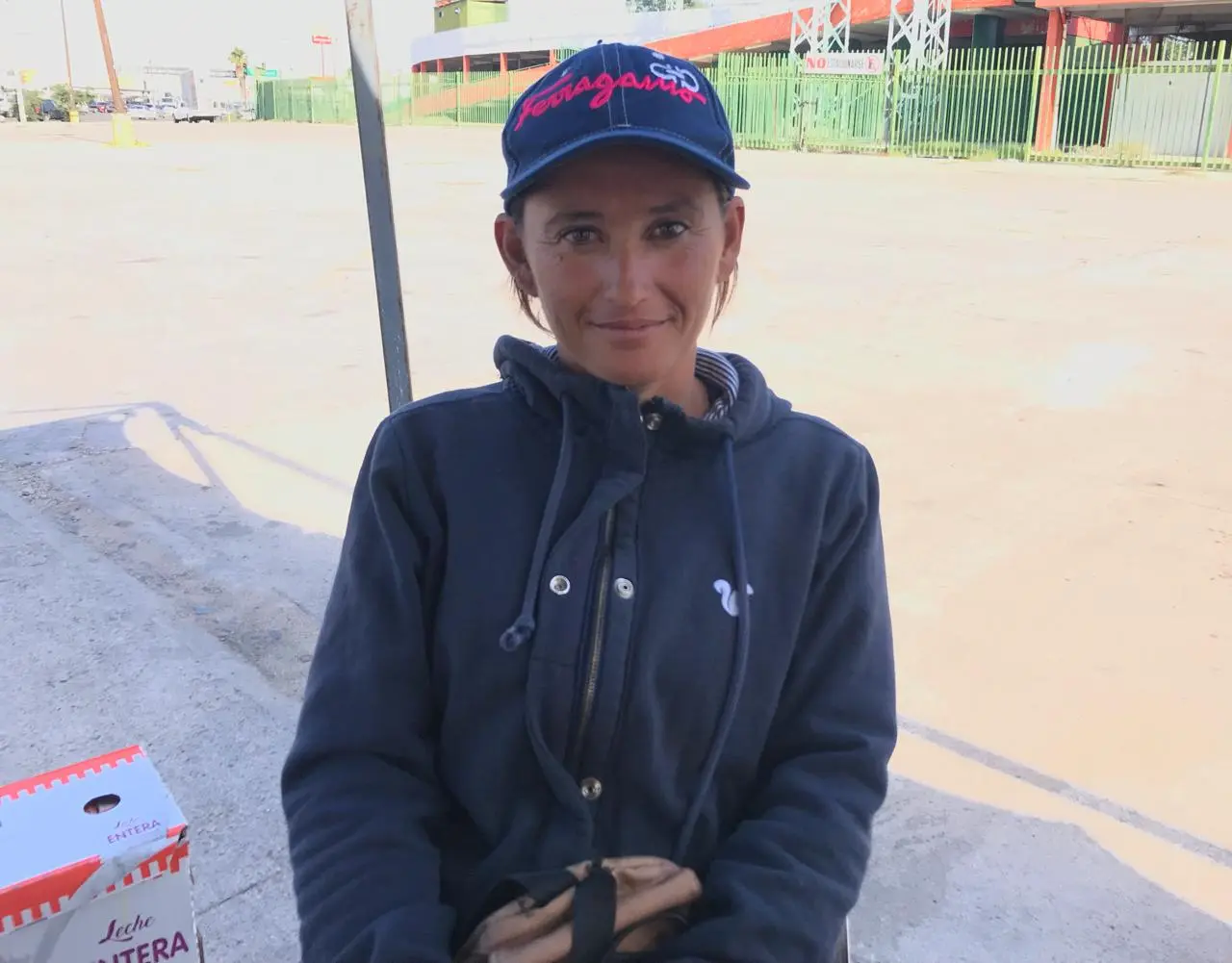 Norma recibe apoyo para ella y sus hijos en Sábado del Tilichero