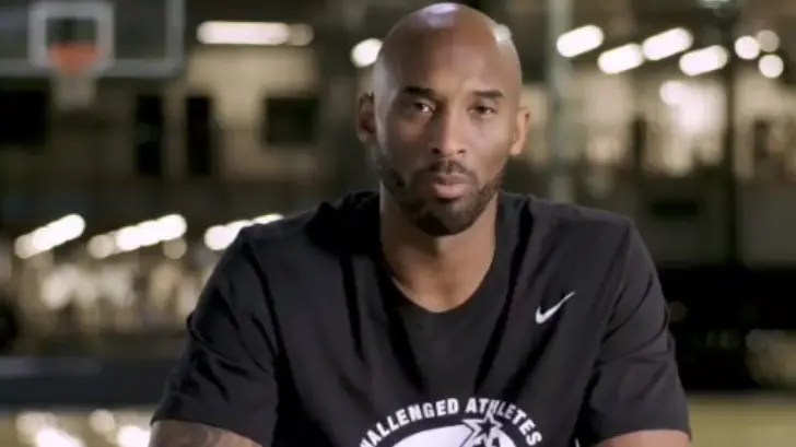 Kobe Bryant muere en accidente de helicóptero, señala prensa de EU