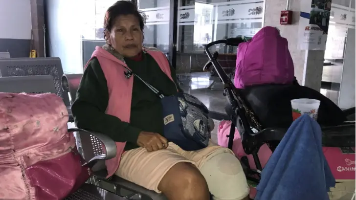 Señora Blanca Irene quiere seguir su camino a Mexicali