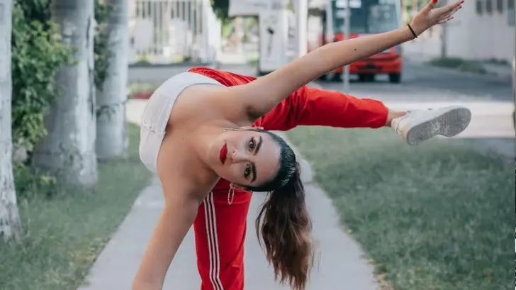 Dominique Siles, entre la danza y el maquillaje